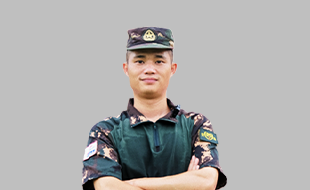 邱平